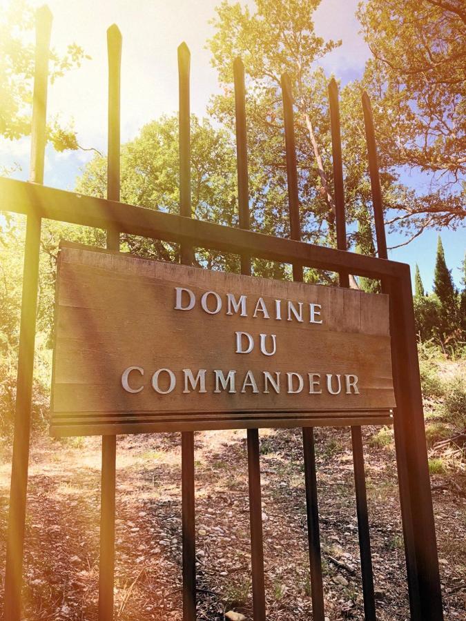 Domaine Du Commandeur Bed & Breakfast Mondragon ภายนอก รูปภาพ