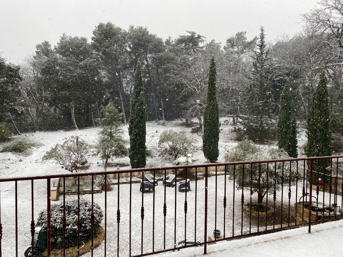 Domaine Du Commandeur Bed & Breakfast Mondragon ภายนอก รูปภาพ