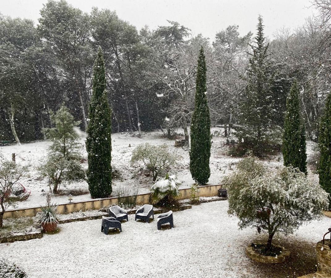 Domaine Du Commandeur Bed & Breakfast Mondragon ภายนอก รูปภาพ