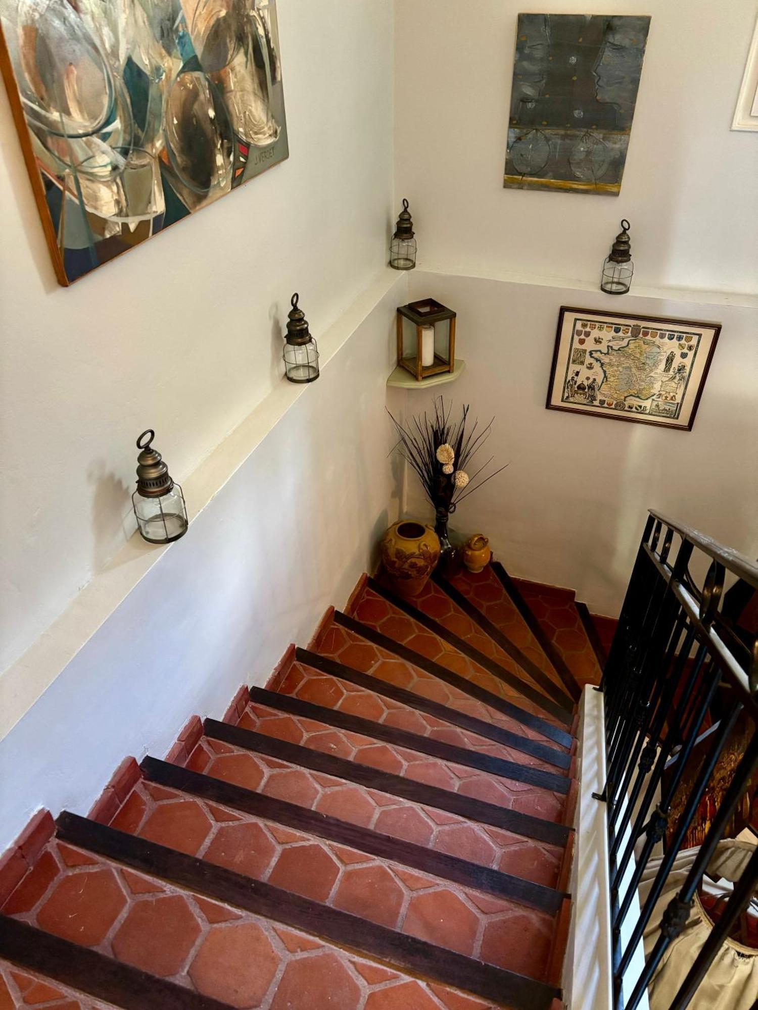 Domaine Du Commandeur Bed & Breakfast Mondragon ภายนอก รูปภาพ