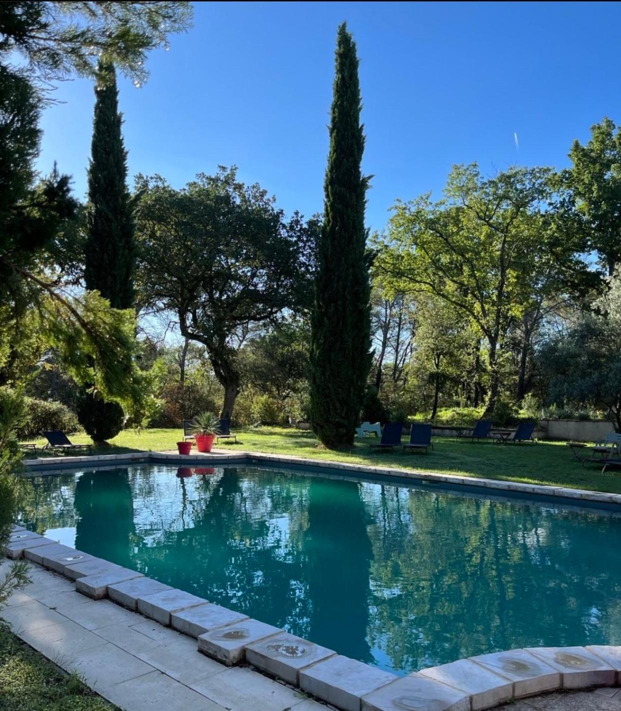 Domaine Du Commandeur Bed & Breakfast Mondragon ภายนอก รูปภาพ