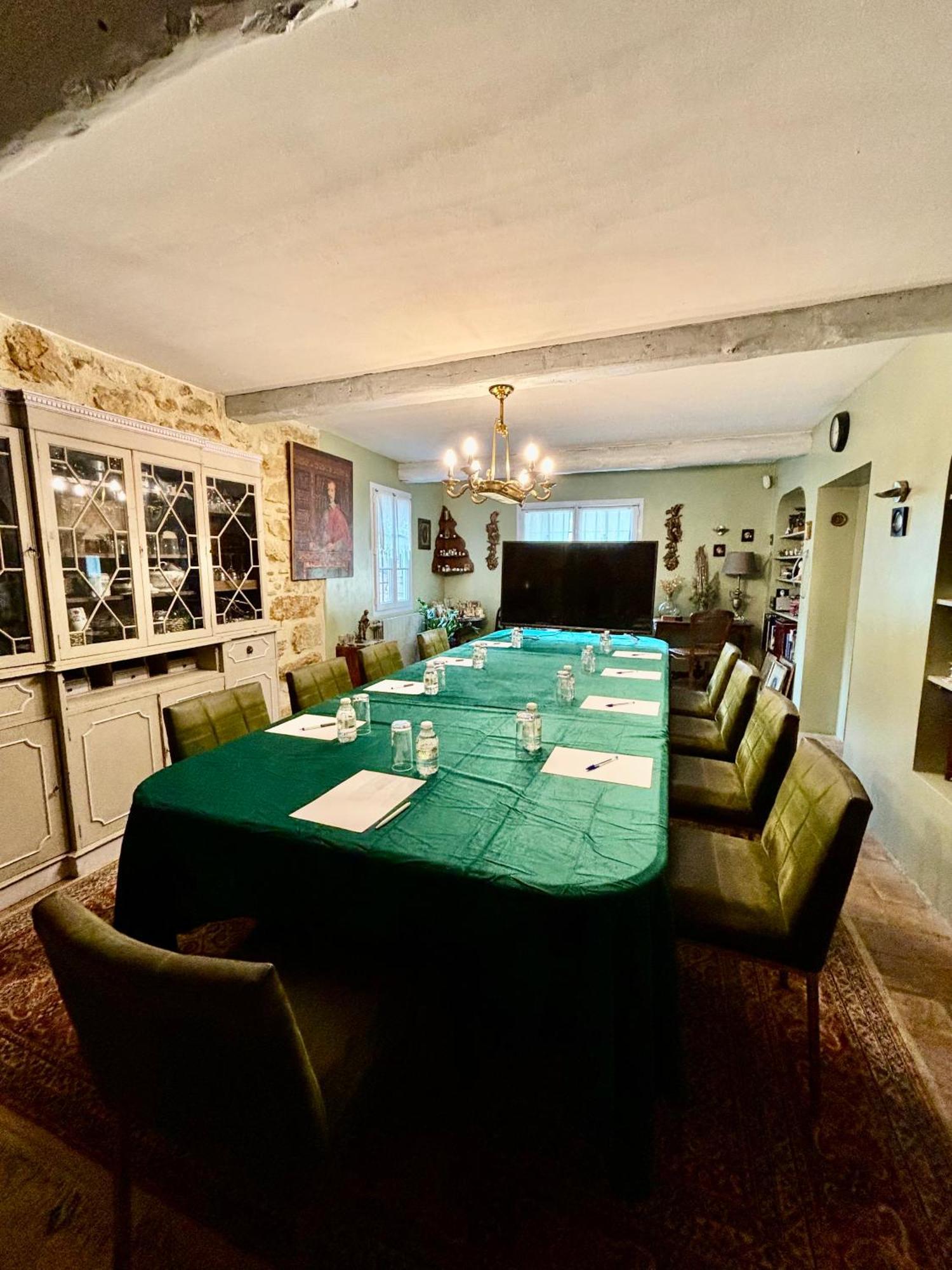 Domaine Du Commandeur Bed & Breakfast Mondragon ภายนอก รูปภาพ