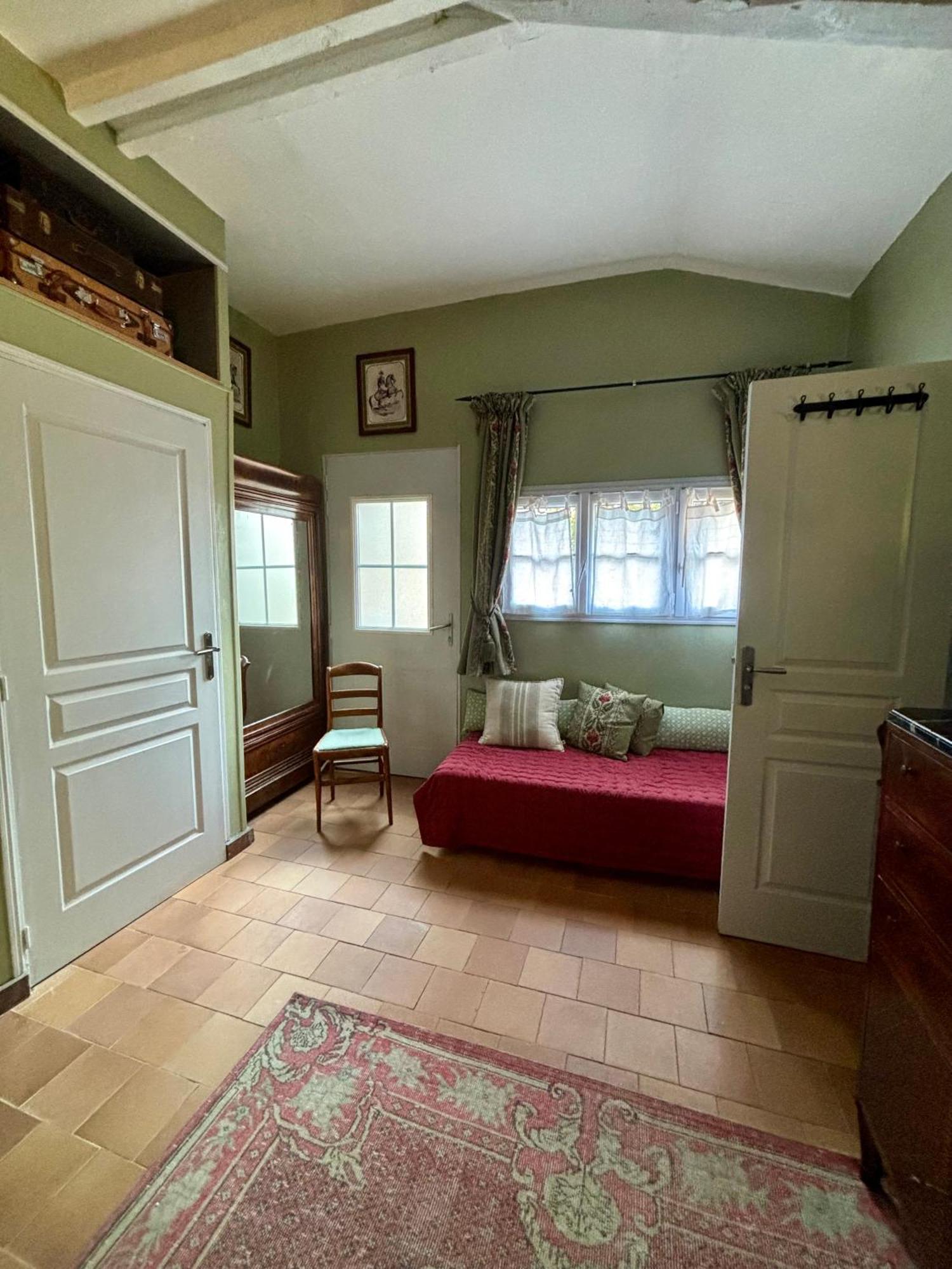 Domaine Du Commandeur Bed & Breakfast Mondragon ภายนอก รูปภาพ